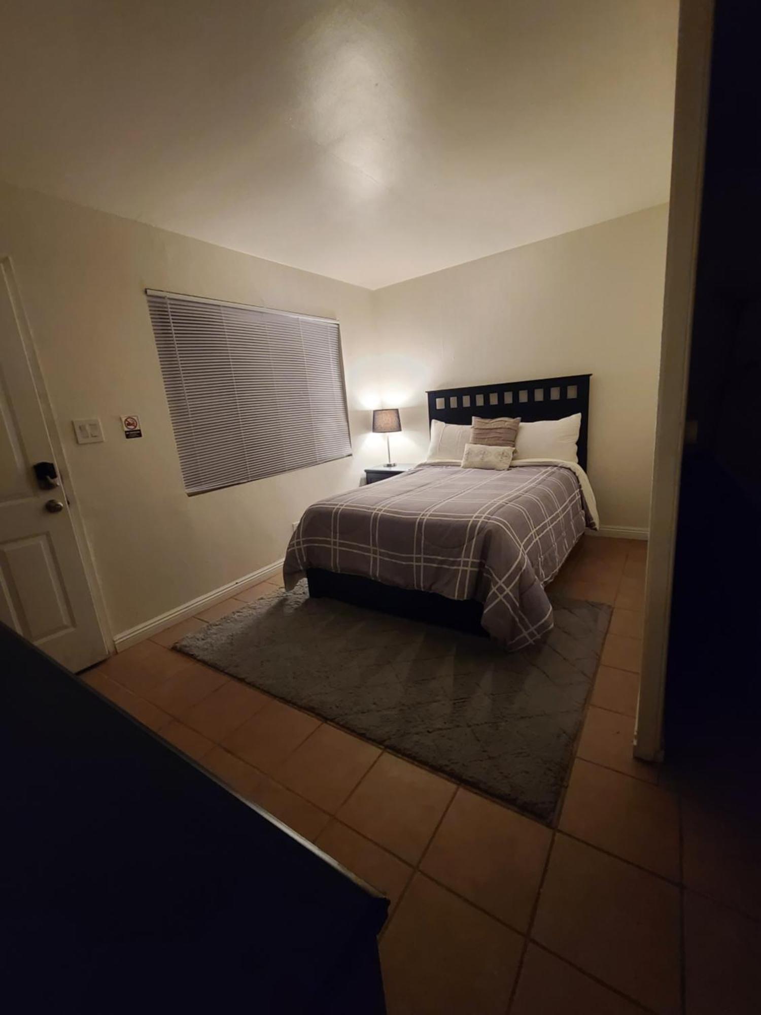 Apartamento Kasota Cozy Coves Victorville Exterior foto